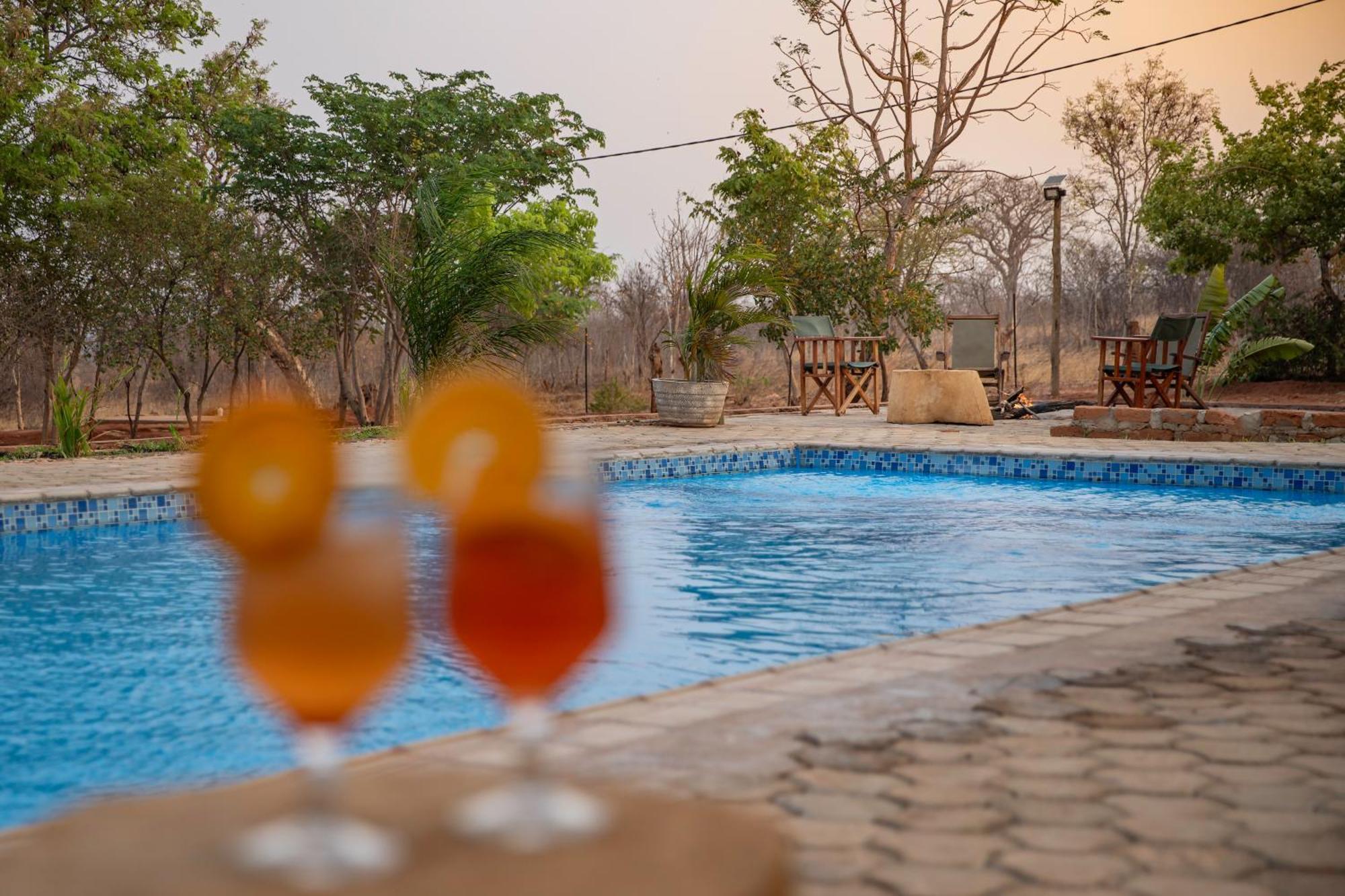 The Nkhosi Livingstone Lodge And Spa ภายนอก รูปภาพ
