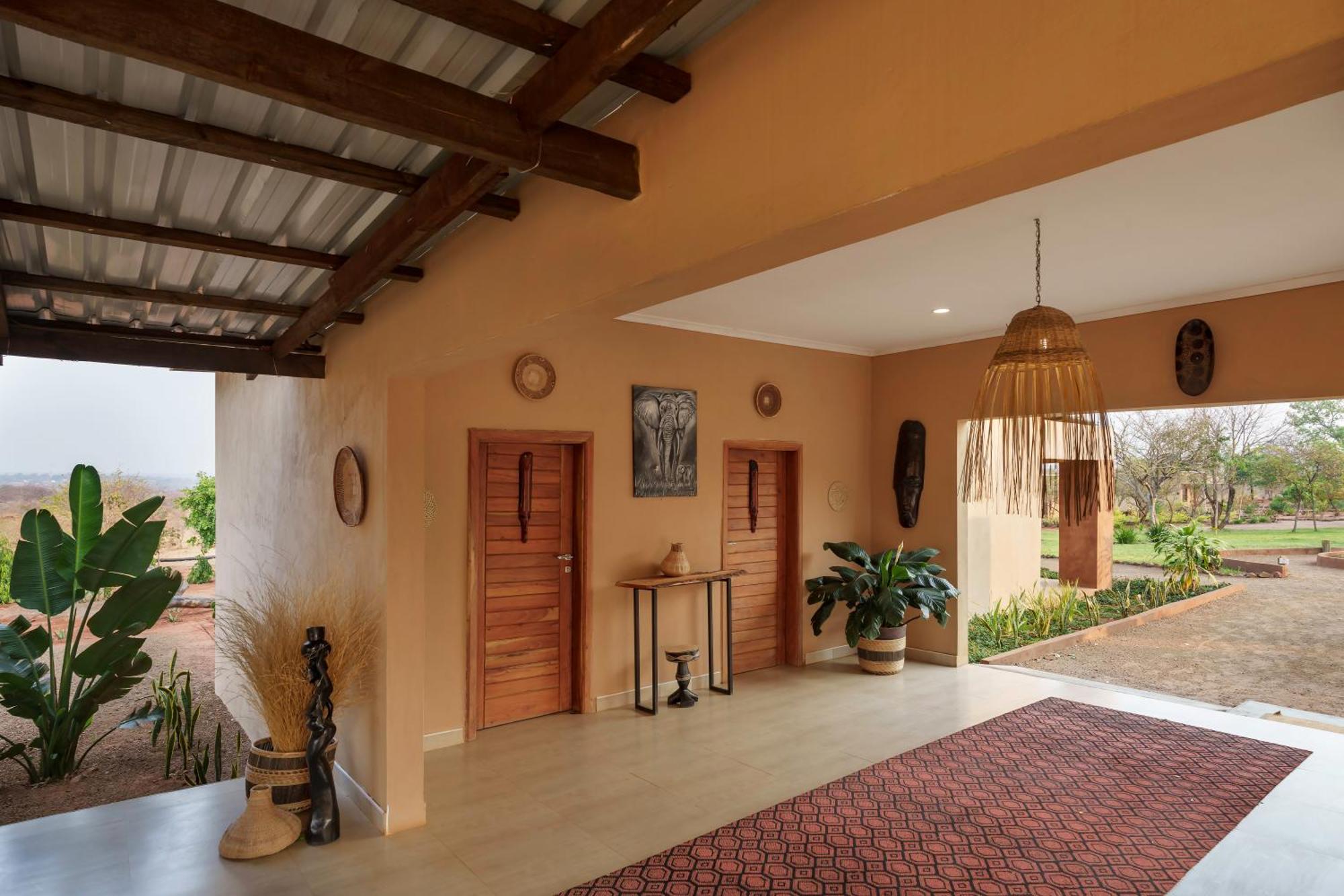 The Nkhosi Livingstone Lodge And Spa ภายนอก รูปภาพ