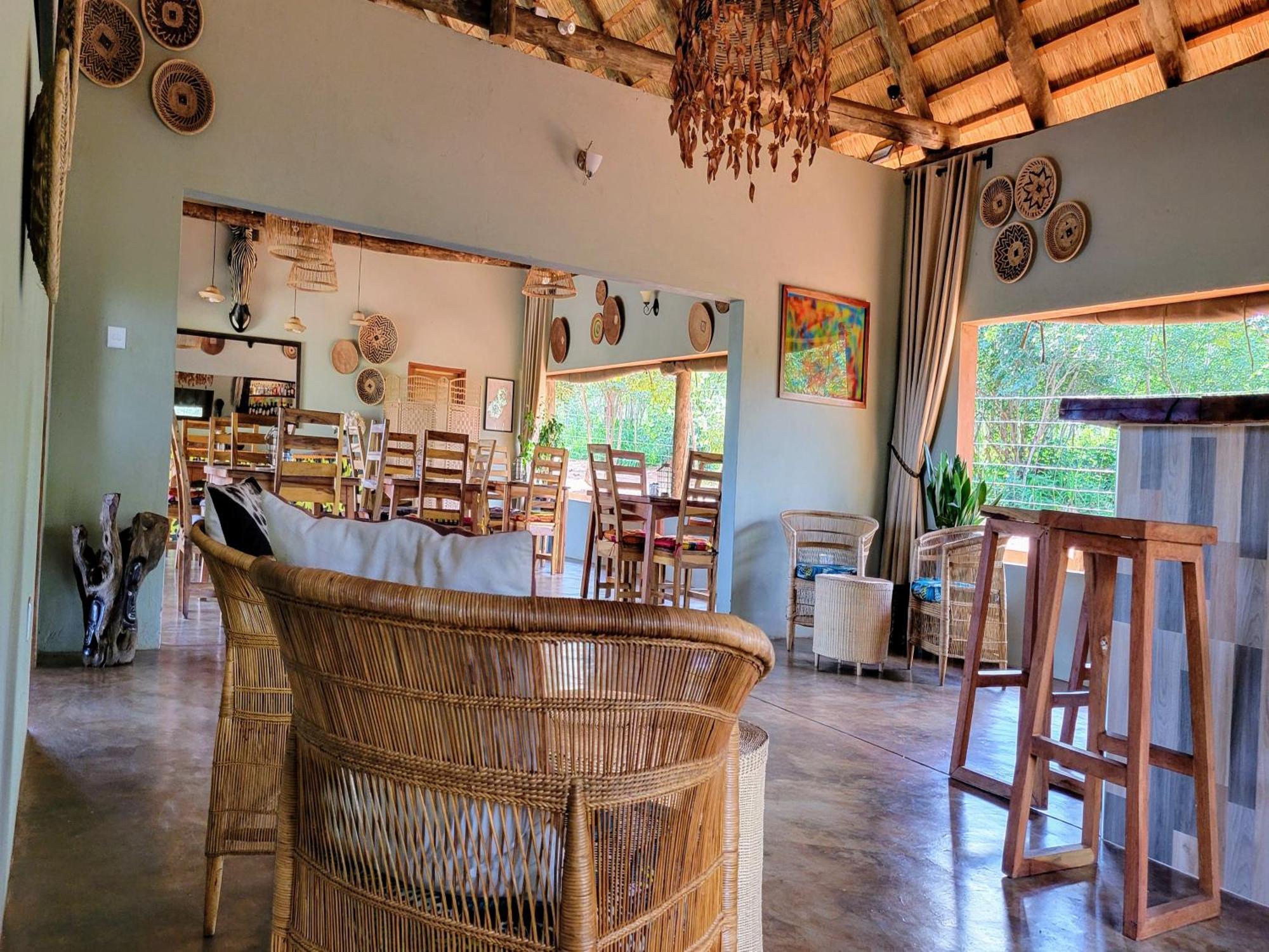 The Nkhosi Livingstone Lodge And Spa ภายนอก รูปภาพ